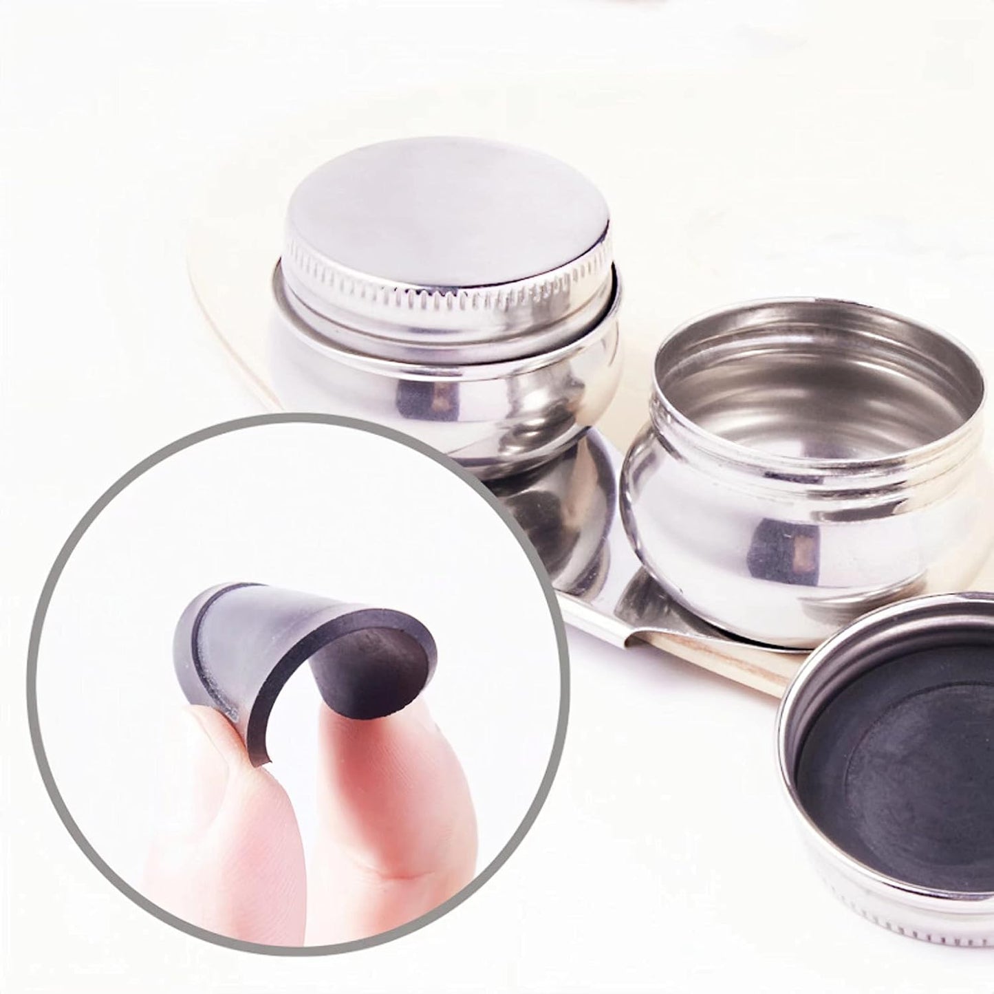 1 Set Stainless Steel Art Oil Pot with Lid Leak Proof Drum Shape Oil Pot for Artists, Students, Drawing Enthusiasts Painting | Leak-Proof Drum Shape Perfect for Artists, Students, and Painting Enthusiasts